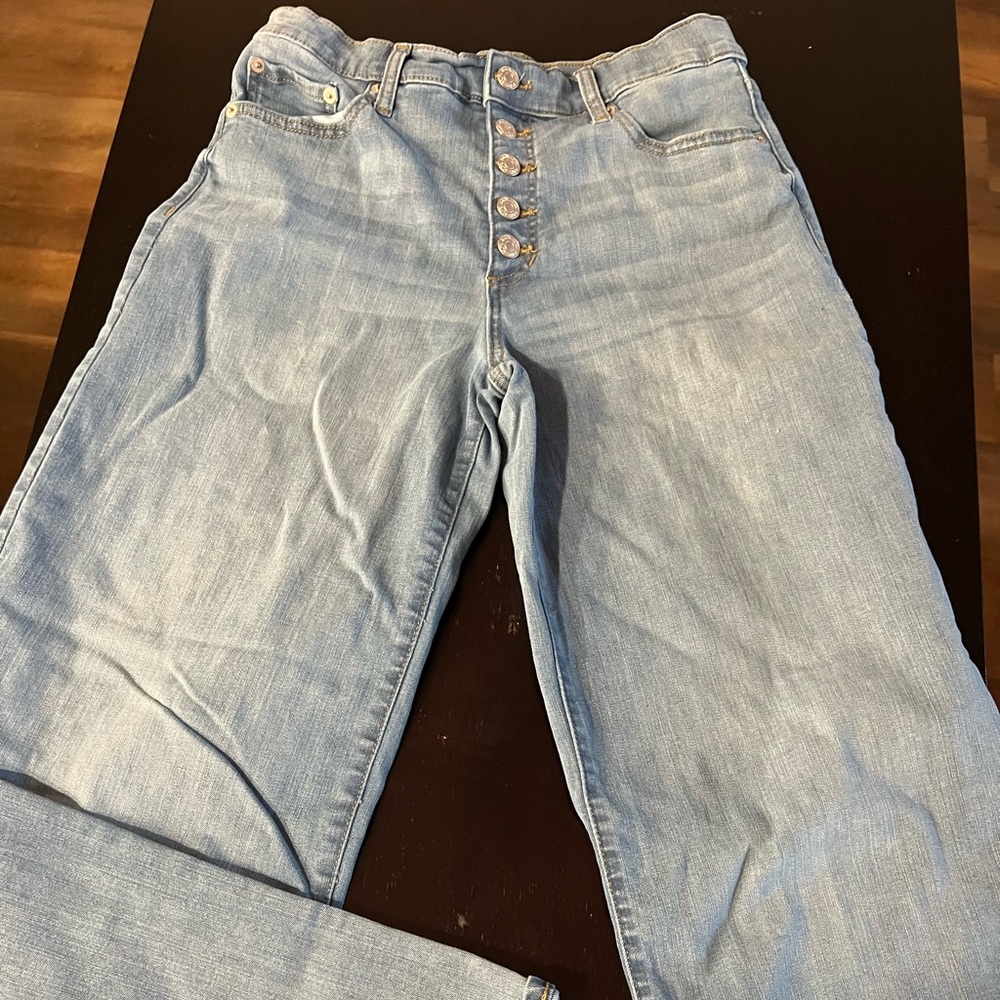 Banana Republic wide leg light wash jeans size 6